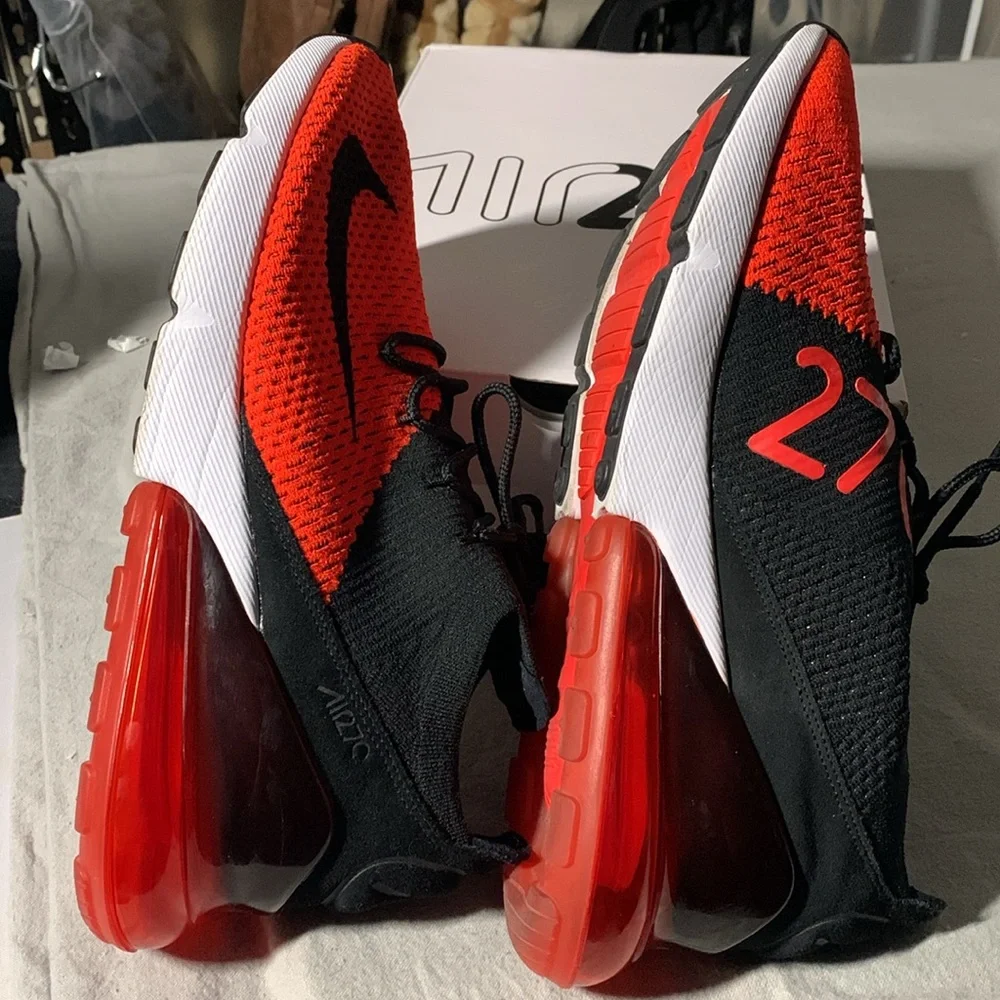 NIKE AIR MAX 270 FLYKNIT SIZE 10 MENS CHILE RED AND BLACK - Picture 8 of 9